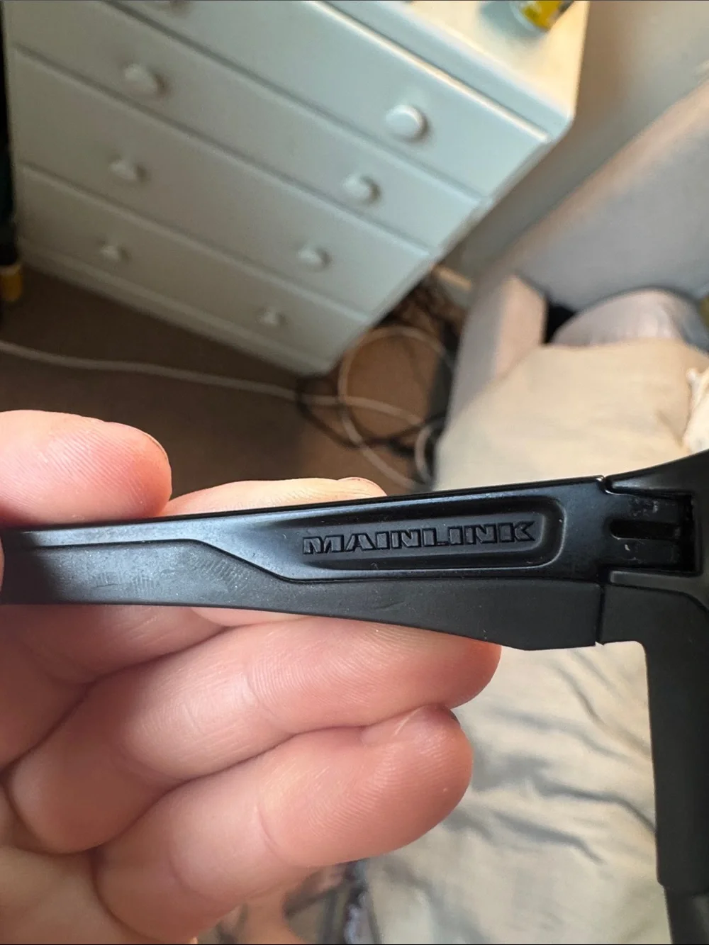 Oakley sleek black